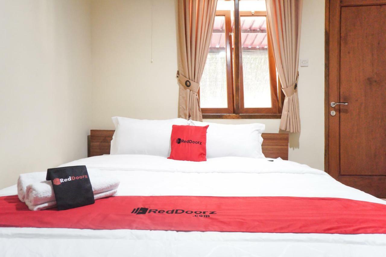 Reddoorz Syariah Near Exit Tol Malang Otel Dış mekan fotoğraf