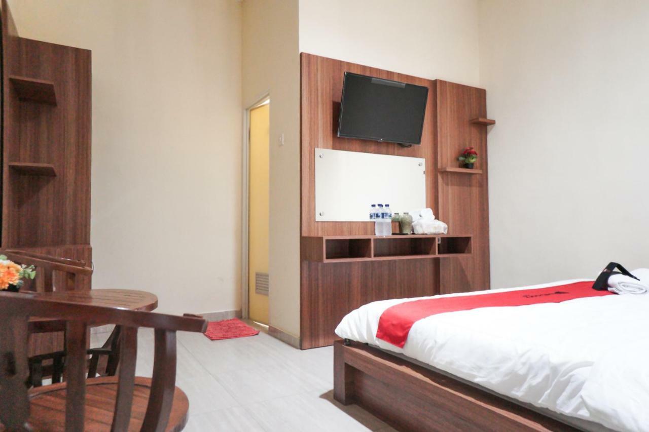Reddoorz Syariah Near Exit Tol Malang Otel Dış mekan fotoğraf