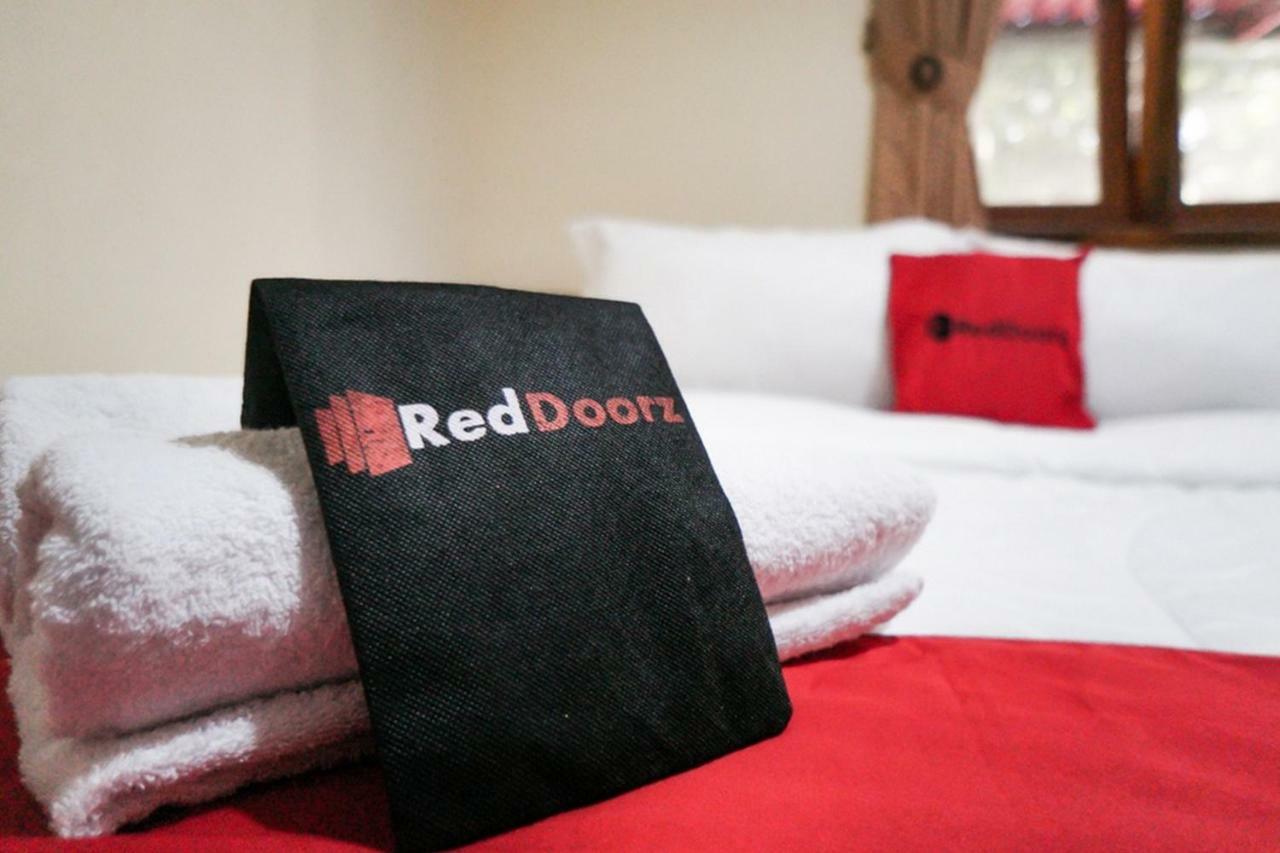 Reddoorz Syariah Near Exit Tol Malang Otel Dış mekan fotoğraf